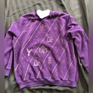 Vtg Double Collar Sweater with Embroidered Design